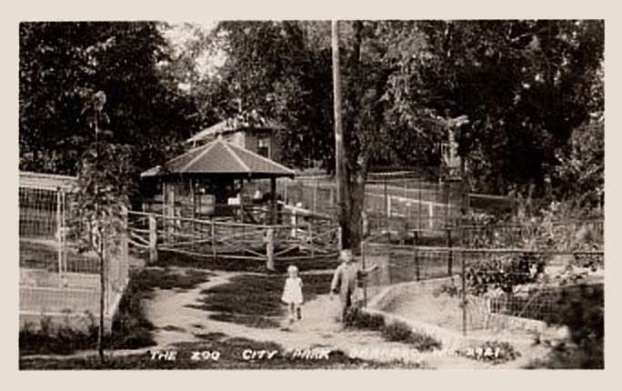 vintage-zoo-photo-c Vintage Photo of the Zoo